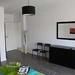 Casa *