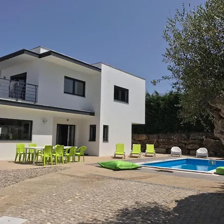 Casa *